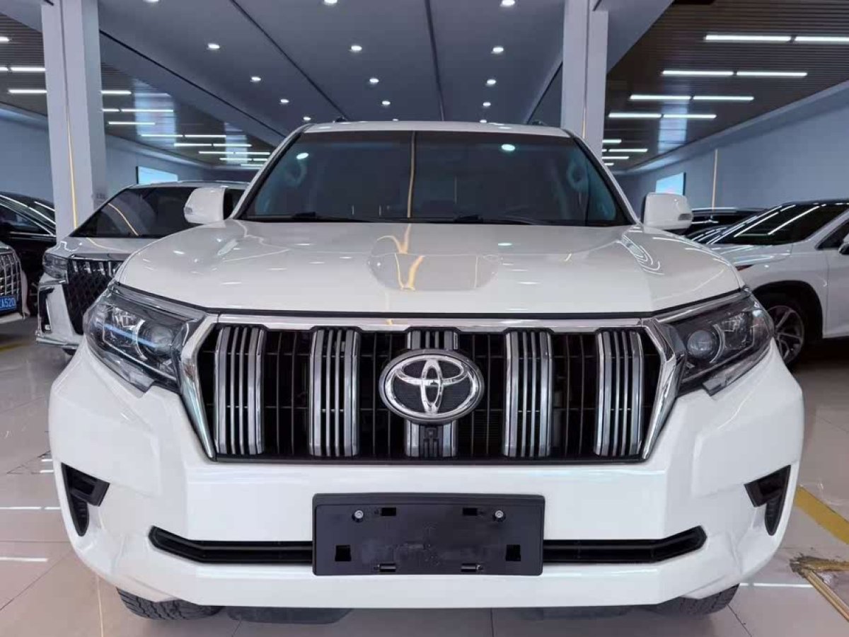 豐田 普拉多  2019款 3.5L 自動(dòng)TX-L尊享版后掛備胎圖片