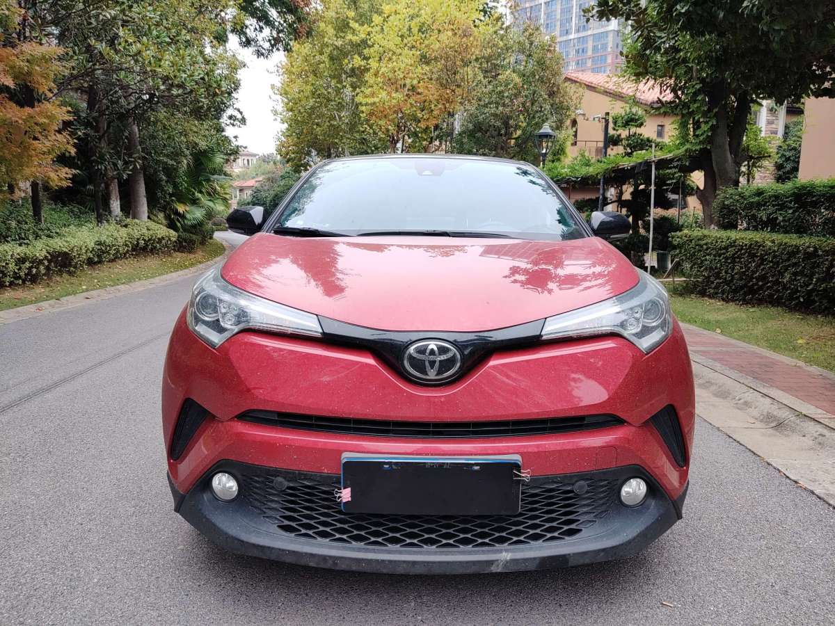 2021年6月豐田 C-HR  2020款 2.0L 領(lǐng)先版