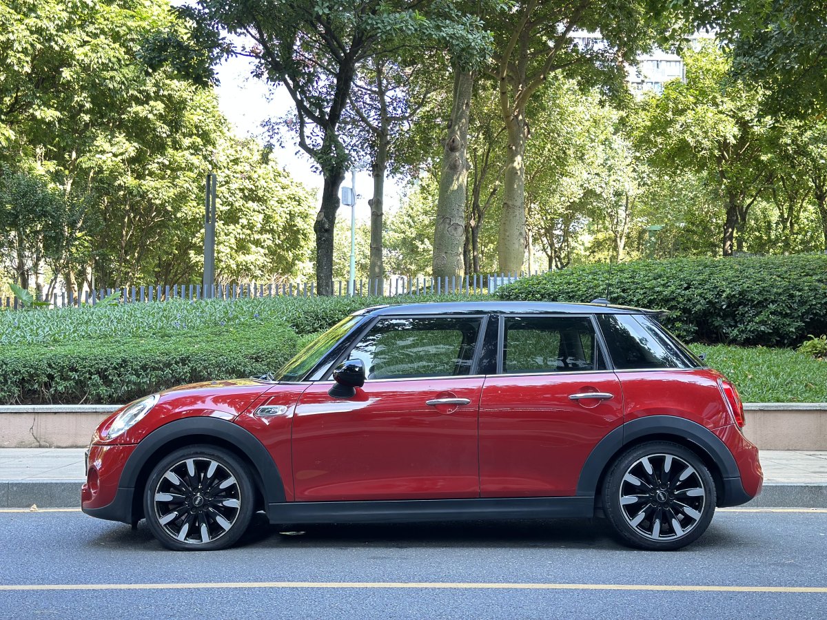 2015年12月MINI MINI  2015款 2.0T COOPER S 五門(mén)版