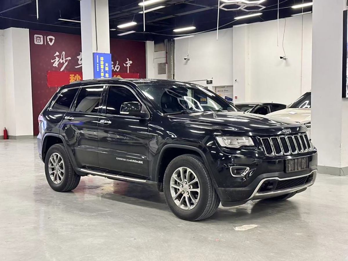 Jeep 大切諾基  2014款 3.0TD 柴油 舒享導(dǎo)航版圖片