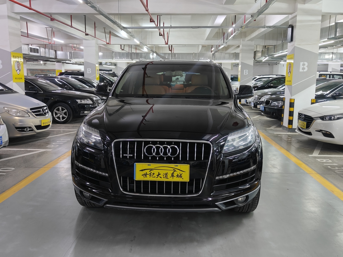 2013年11月奧迪 奧迪Q7  2014款 35 TFSI 進(jìn)取型