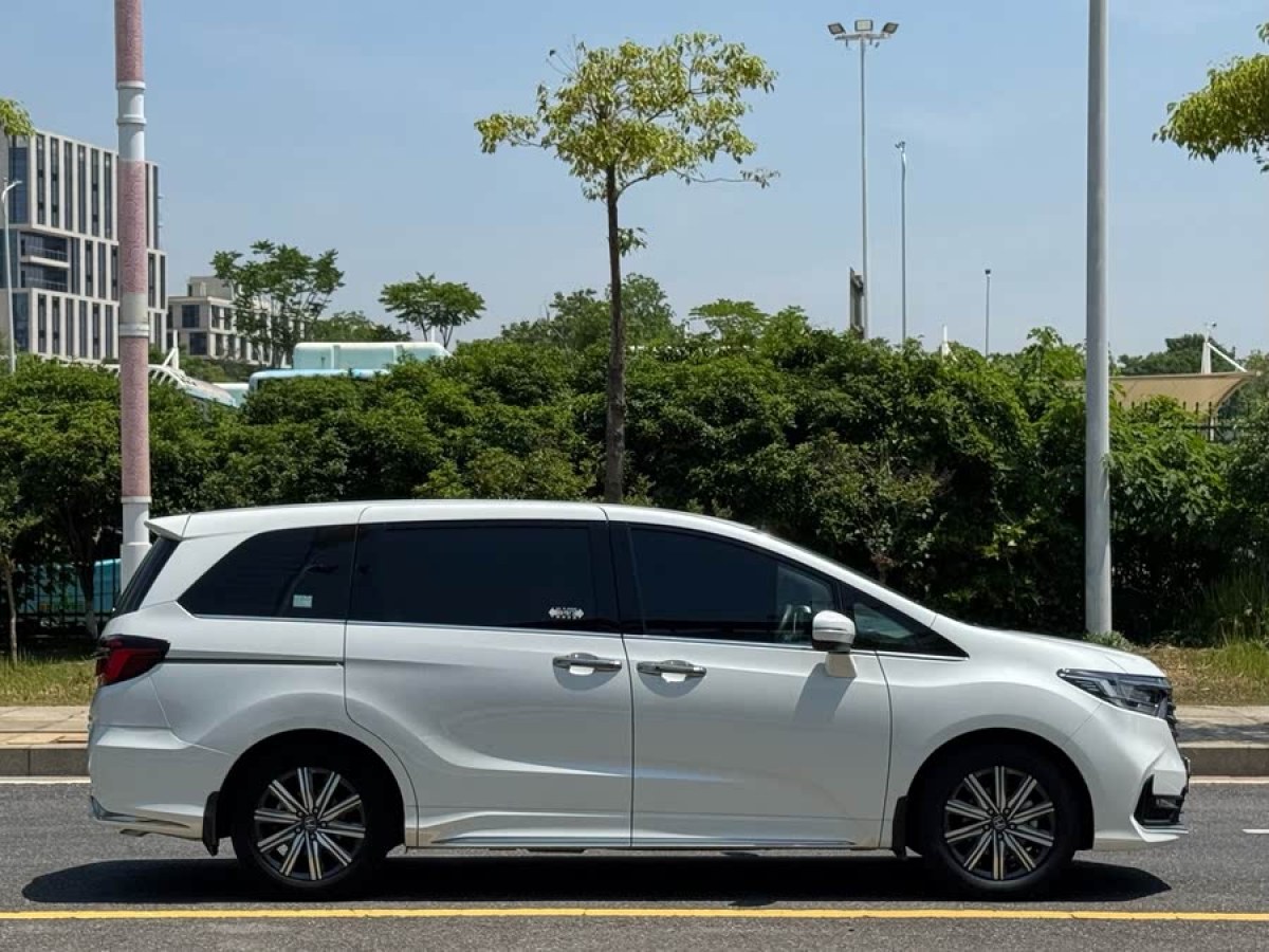 本田 奧德賽  2022款 2.0L e:HEV 銳?智享版圖片