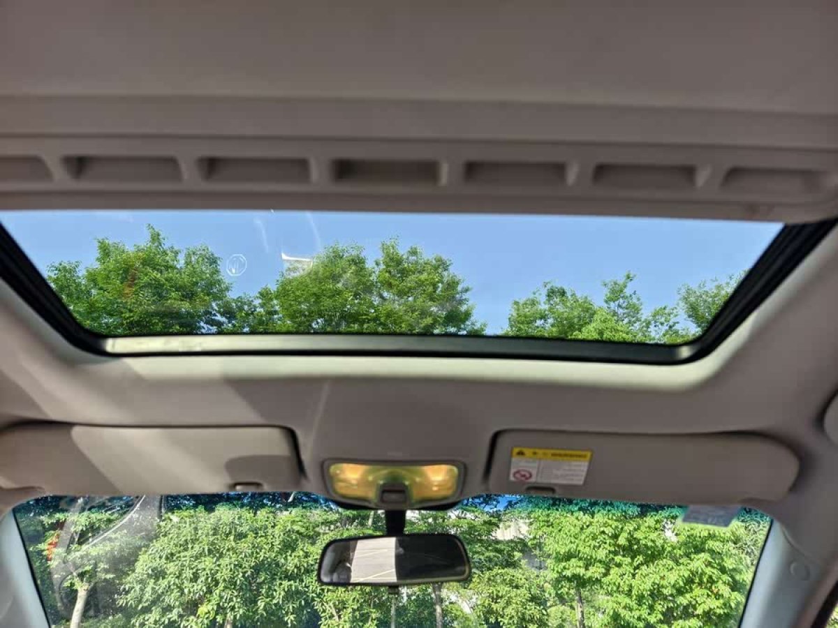 名爵 名爵5  2014款 MG5 1.5T 豪華版圖片