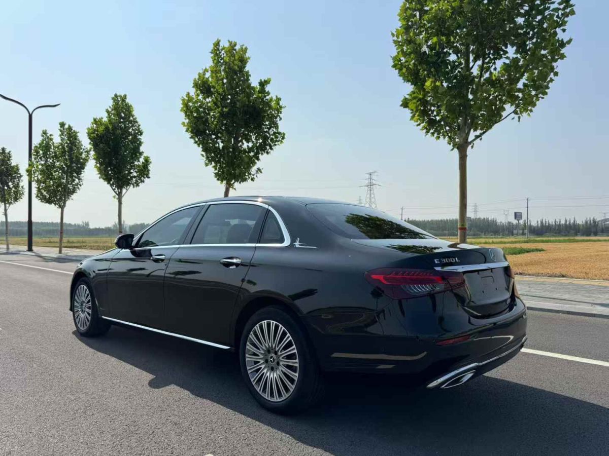 奔馳 奔馳E級(jí)  2023款 E 260 L圖片