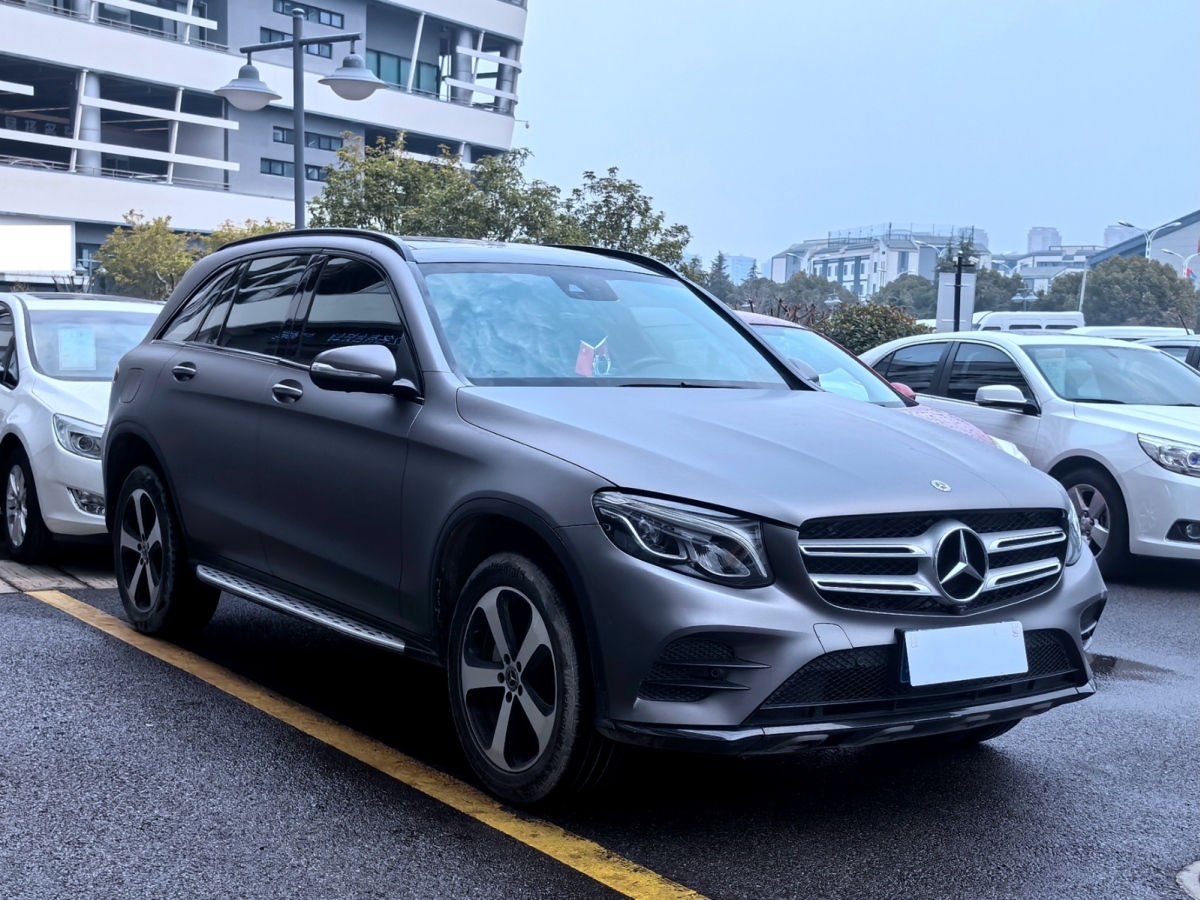 2018年11月奔馳 奔馳C級(jí) 奔馳GLC級(jí) 2019款 GLC 260 L 4MATIC 豪華型