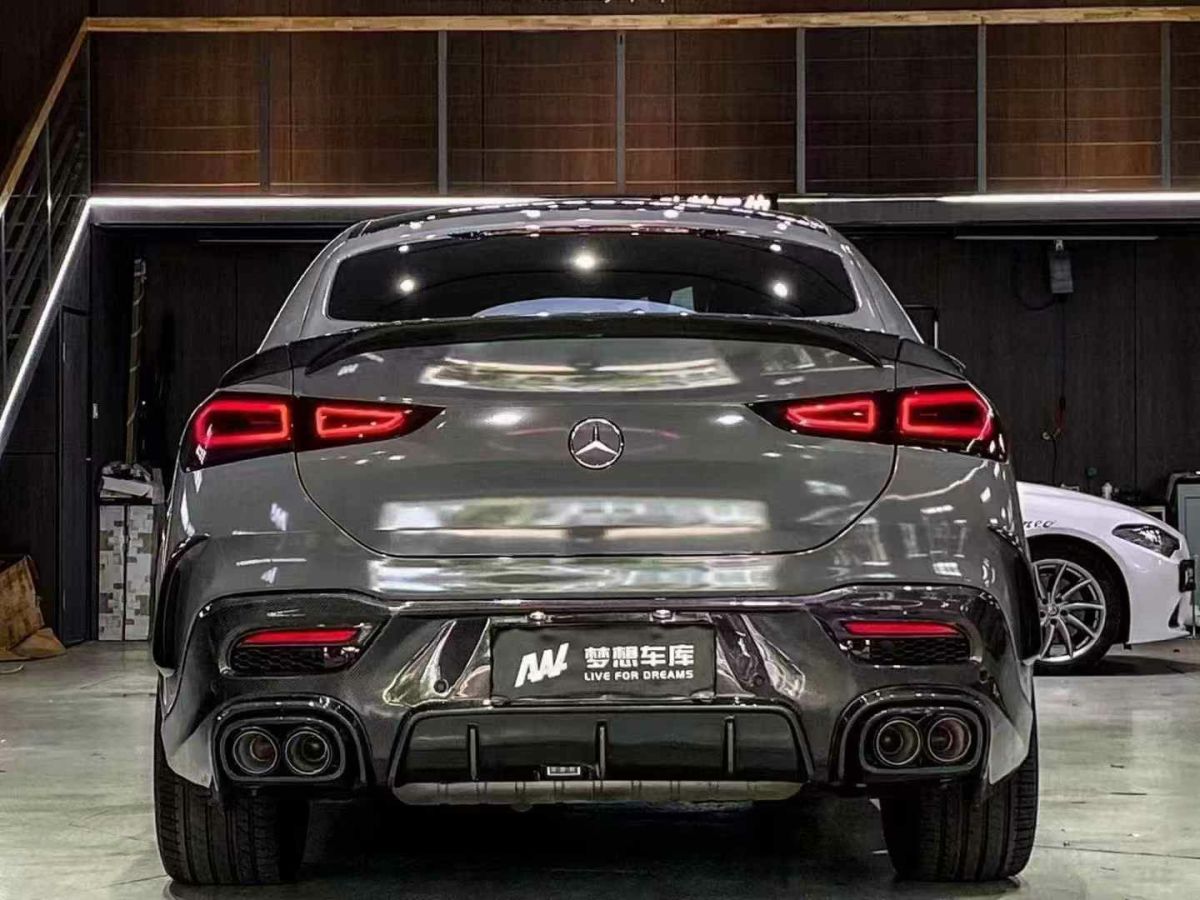 奔馳 奔馳GLC轎跑 AMG  2020款 AMG GLC 63 4MATIC+  轎跑SUV圖片