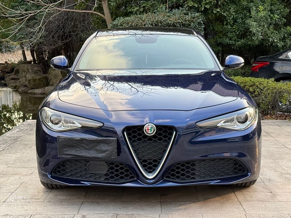 阿爾法·羅密歐 Giulia  2017款 2.0T 200HP 豪華版圖片