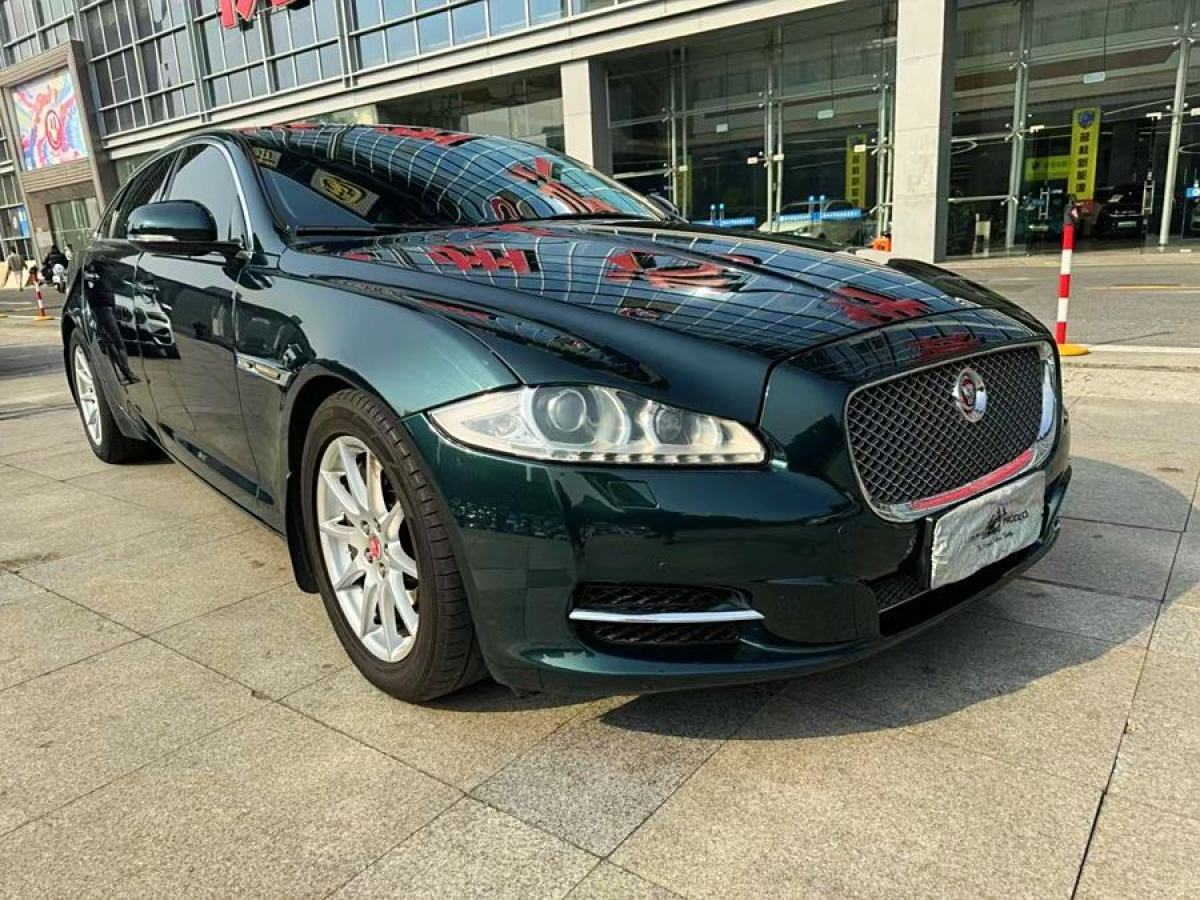 捷豹 XJ  2014款 XJL 2.0T 兩驅(qū)典雅商務(wù)版圖片