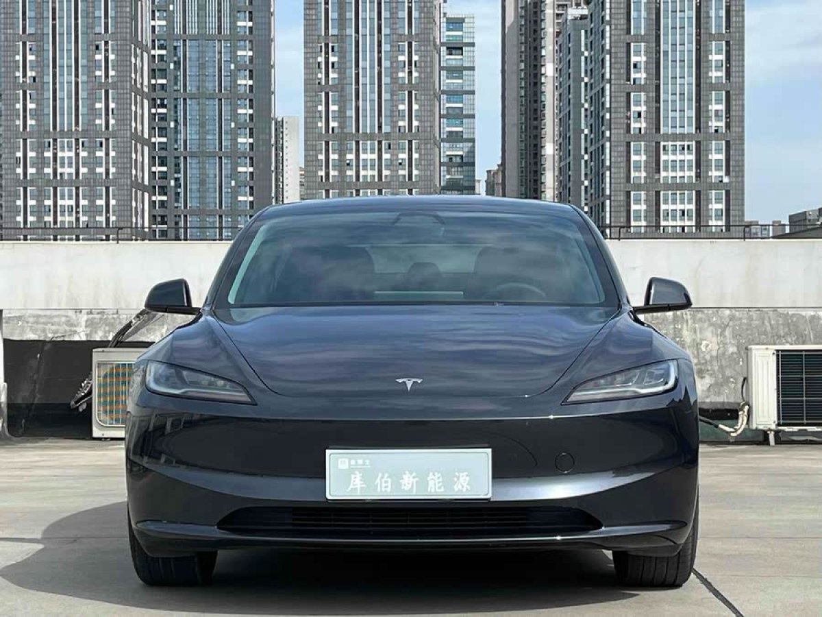 特斯拉 Model 3  2023款 煥新版 后輪驅(qū)動圖片