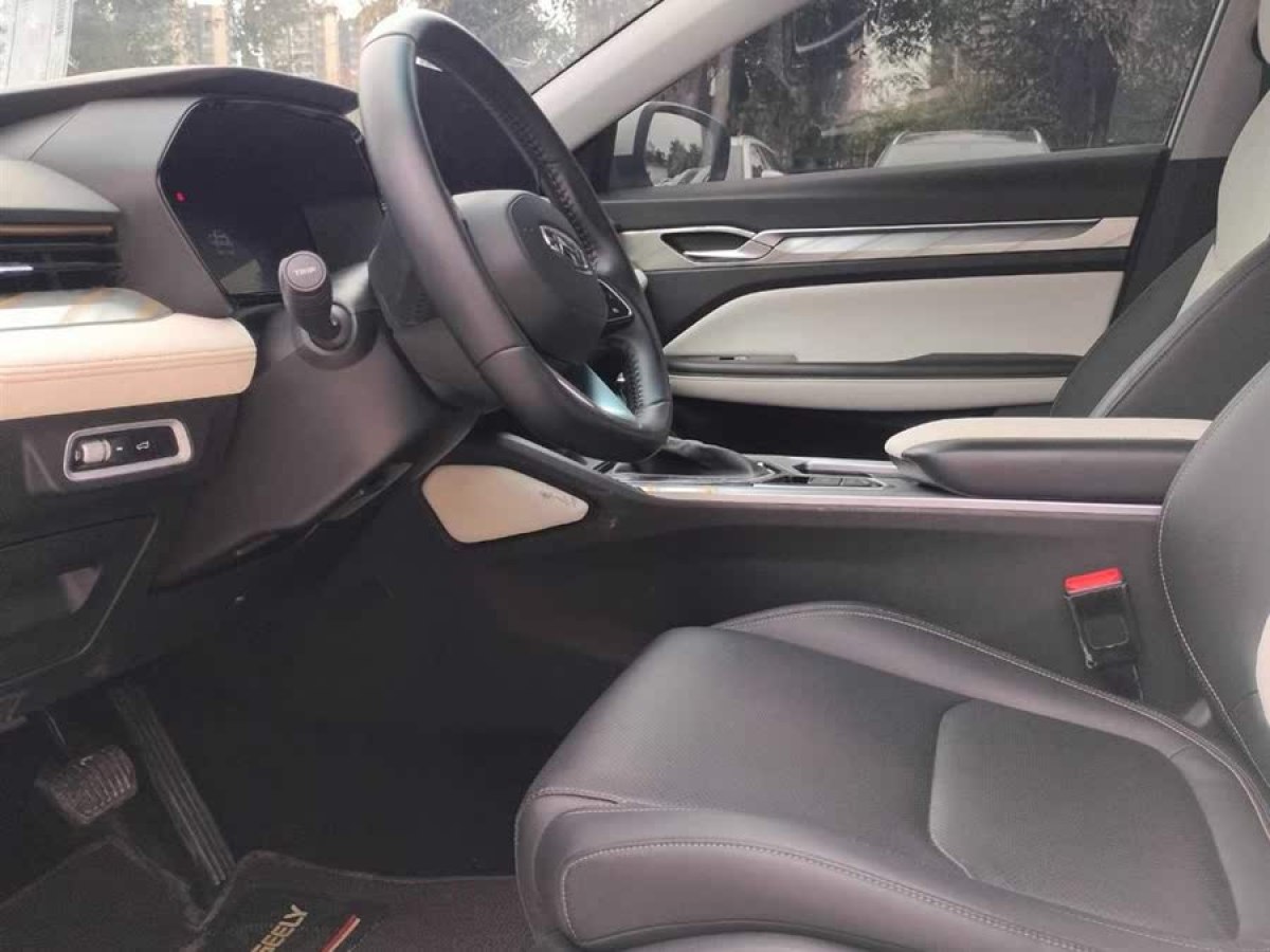 吉利 帝豪L  2022款 1.4T CVT尊貴型圖片