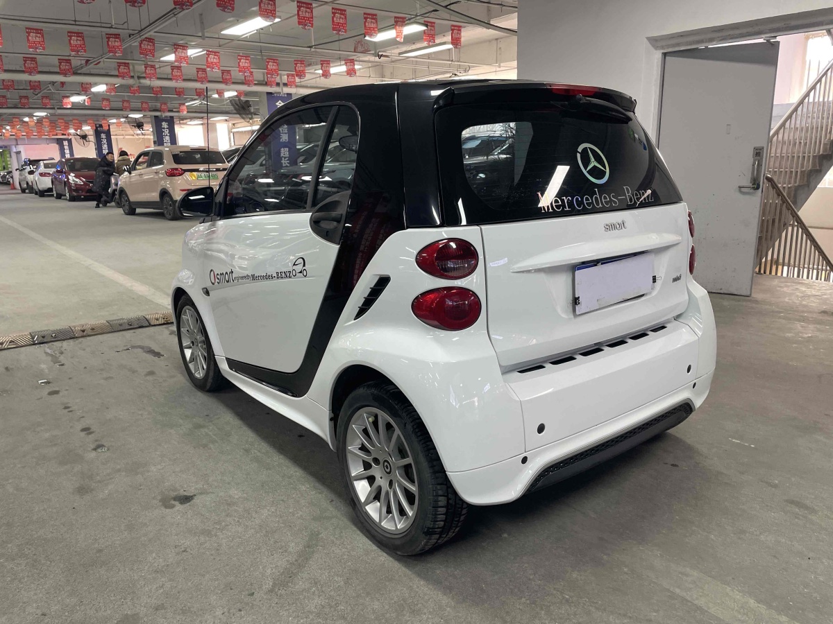 2014年2月smart fortwo  2012款 1.0 MHD 硬頂標準版