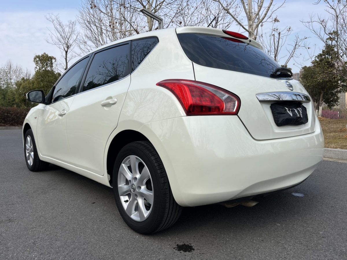 日產(chǎn) 騏達(dá)  2014款 1.6L CVT酷咖版圖片