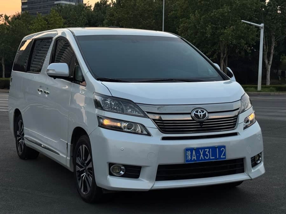 豐田 埃爾法  2011款 3.5L 豪華版圖片