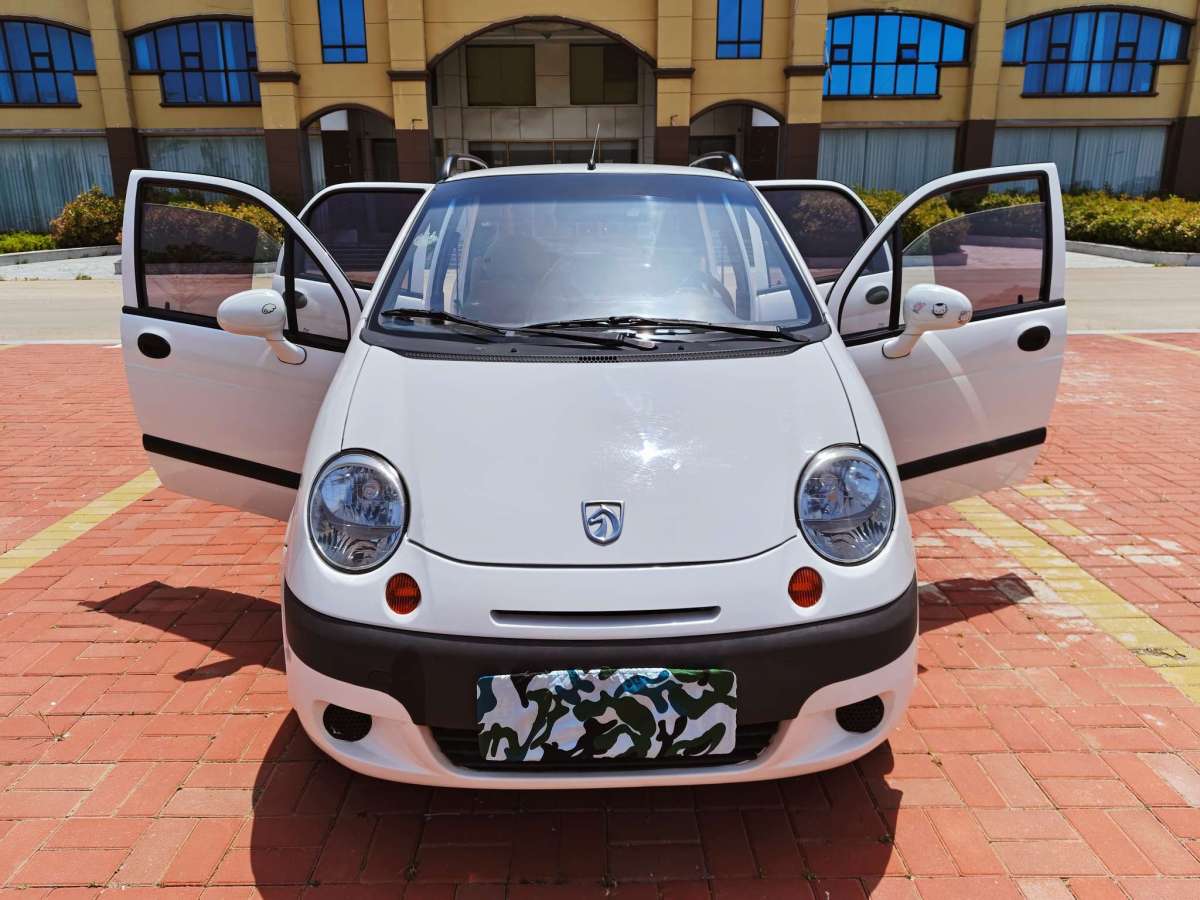 寶駿 樂馳  2012款 1.0L 手動P-TEC時尚型圖片