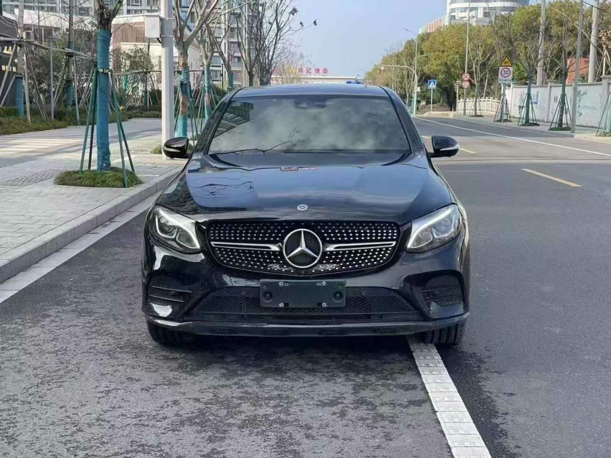 奔馳 奔馳GLC轎跑 AMG  2018款 AMG GLC 63 4MATIC+ 轎跑SUV圖片