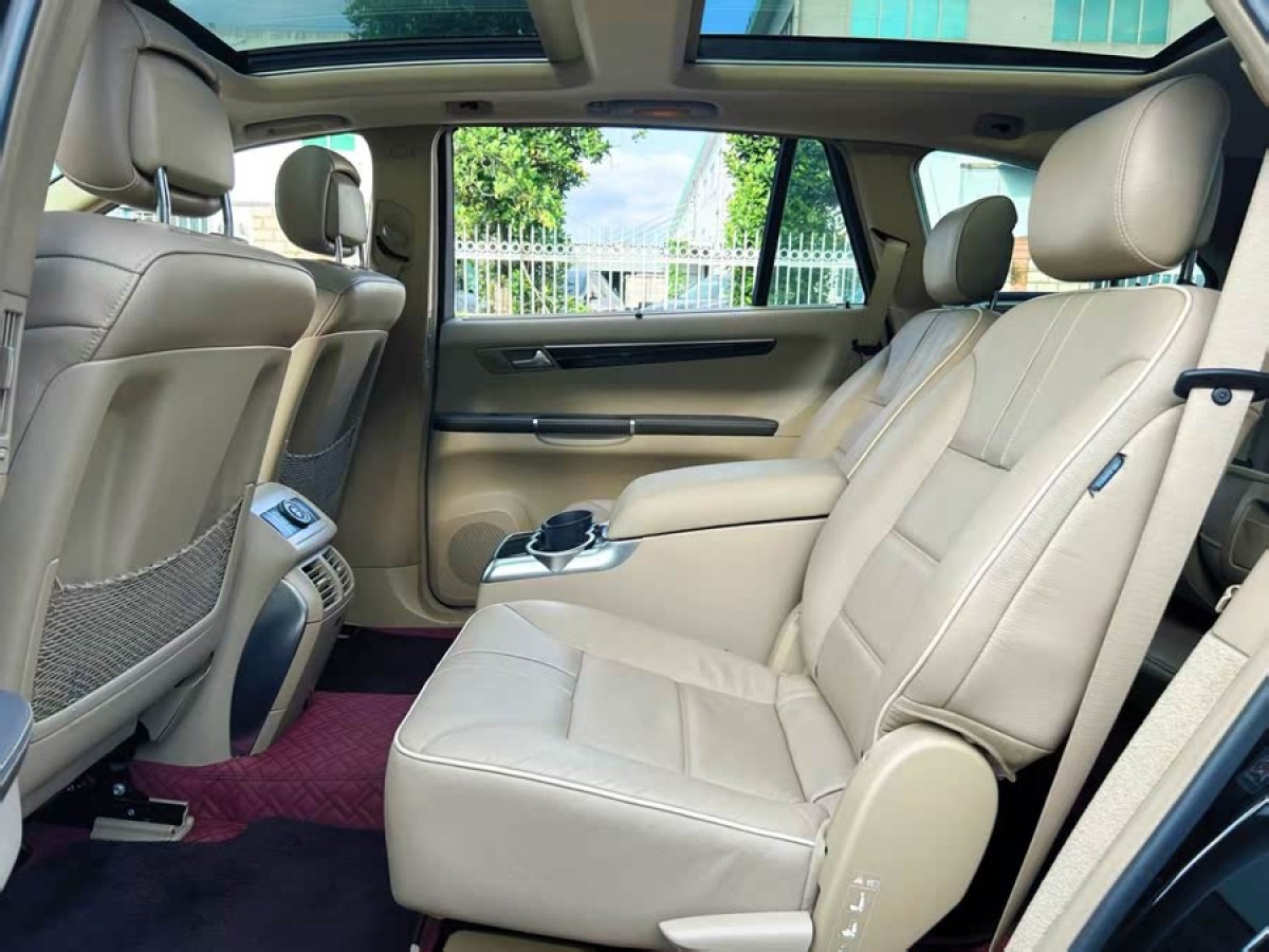 奔馳 奔馳R級(jí)  2014款 R 320 4MATIC 豪華型圖片
