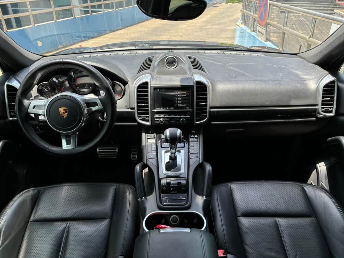 保時(shí)捷 Cayenne  2015款 Cayenne 3.0T圖片