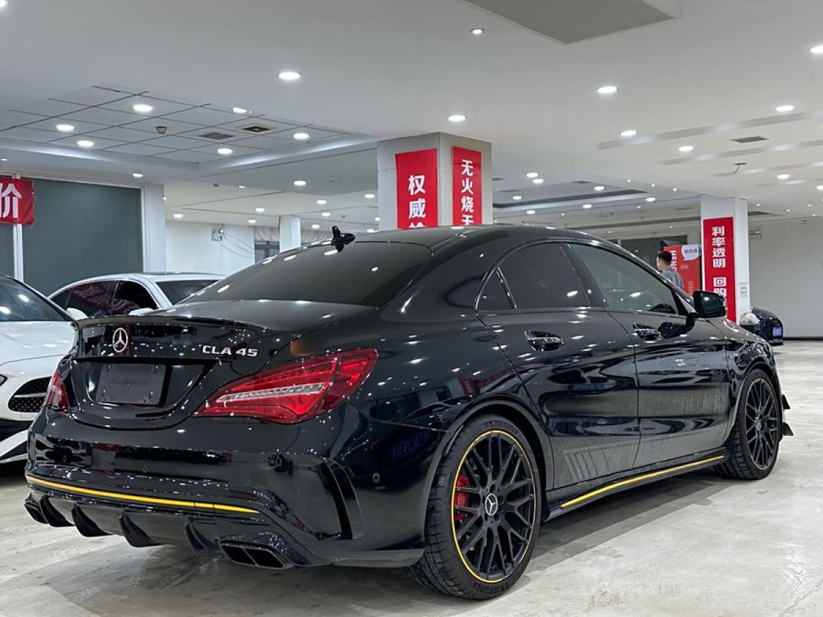 2017年11月奔馳 奔馳CLA級AMG  2017款 改款 AMG CLA 45 4MATIC