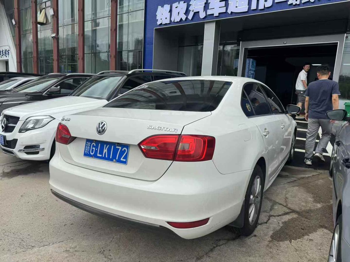 大眾 速騰  2013款 1.4TSI 藍(lán)驅(qū)版圖片