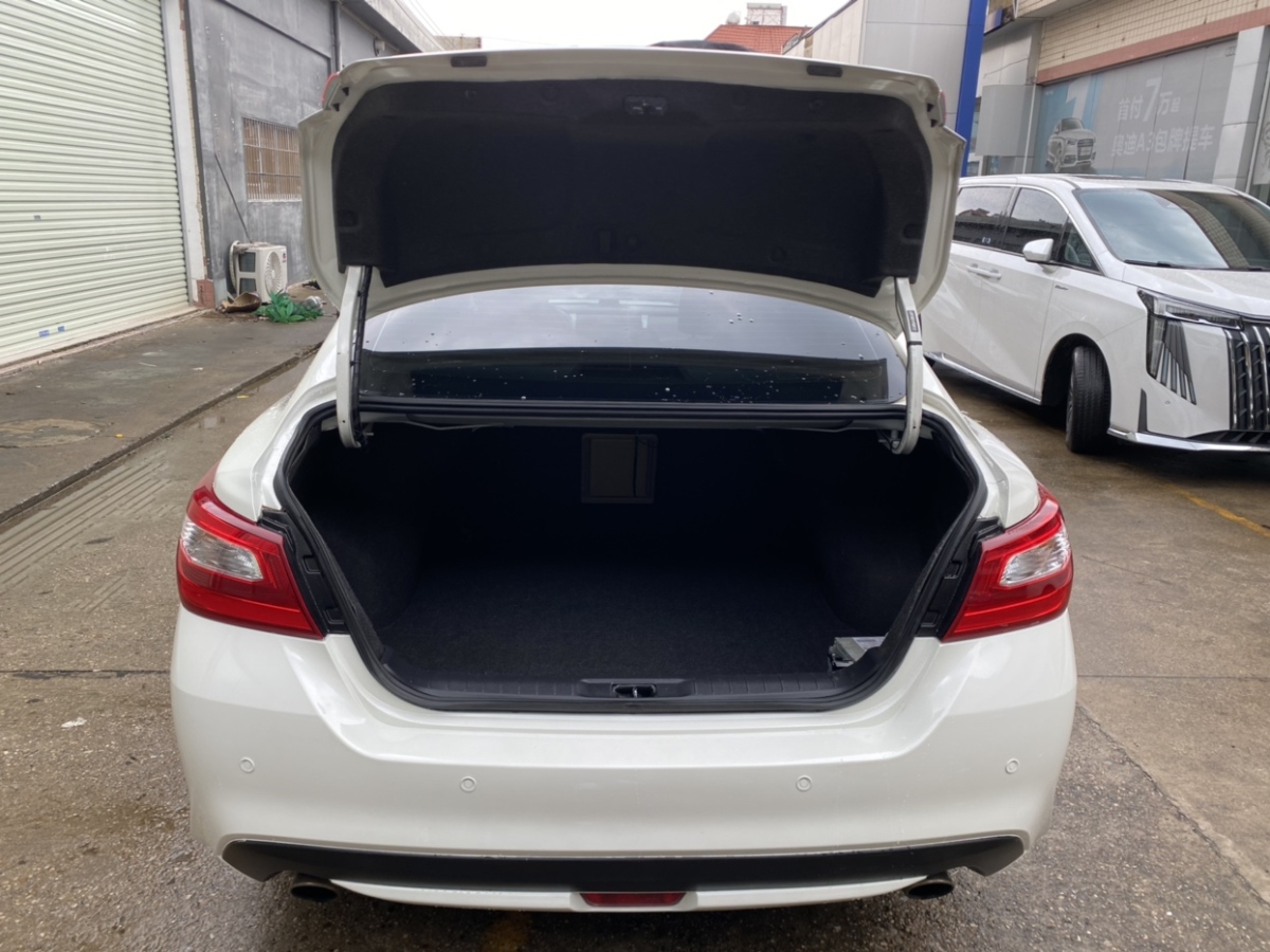 日產(chǎn) 天籟  2016款 改款 2.0L XL舒適版圖片