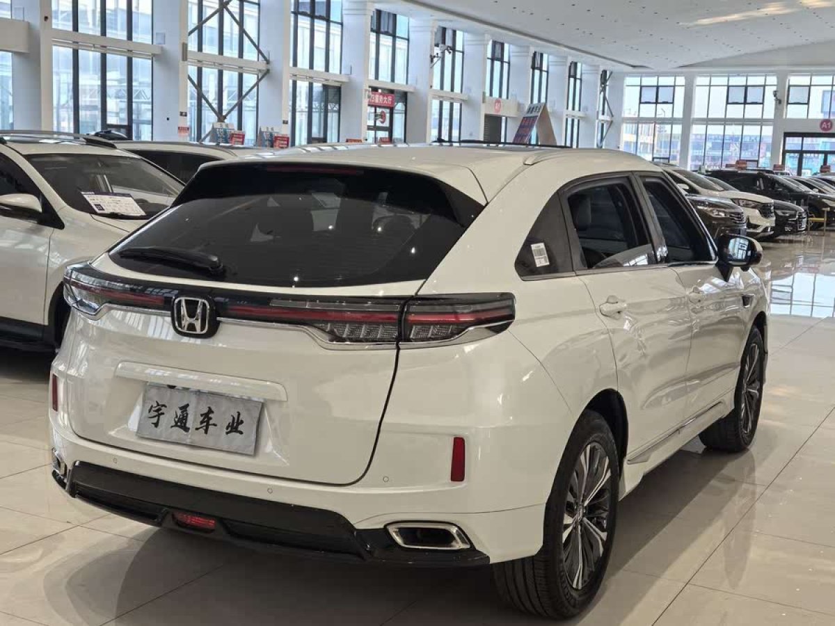本田 UR-V  2023款 370TURBO 四驅(qū)尊享版圖片