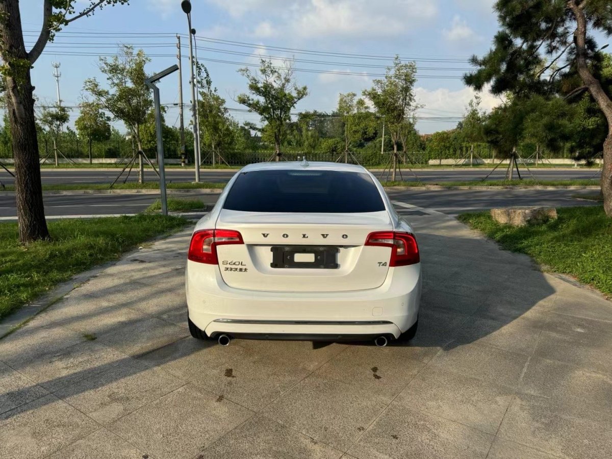 沃爾沃 S60  2015款 L 2.0T T5 智馭版圖片