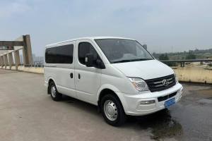 V80 上汽大通 2.0T PLUS 手動城市版短軸超低頂7/8/9座