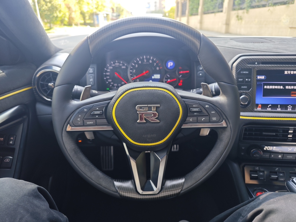 日产 GT-R  2017款 3.8T 黑金刚版图片
