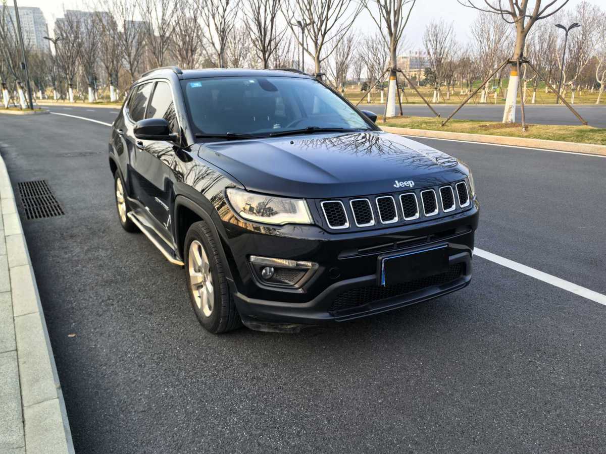 Jeep 指南者  2020款 220T 自動領(lǐng)先版圖片