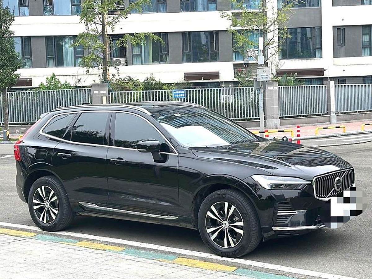 沃爾沃 XC60  2024款 B5 四驅(qū)智逸豪華版圖片