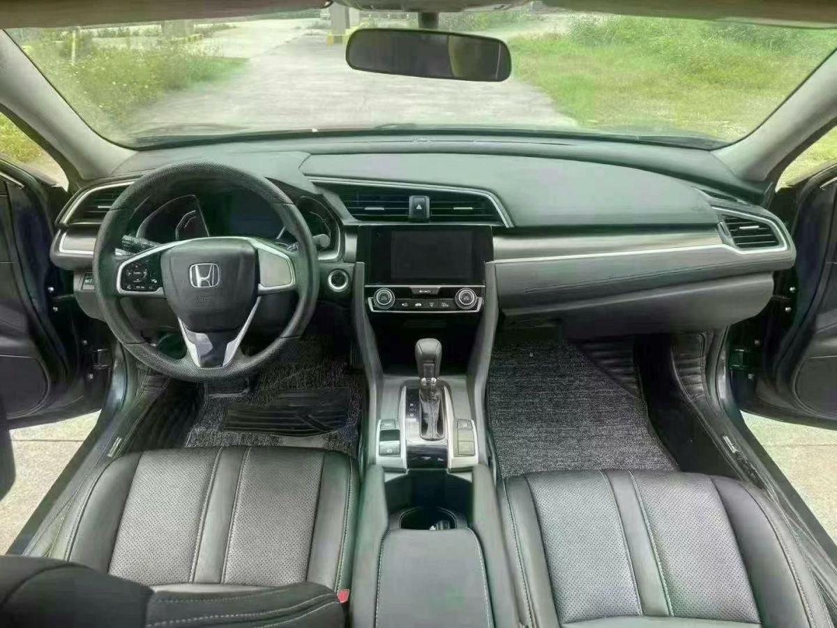 本田 思域  2021款 HATCHBACK 220TURBO CVT新銳控圖片