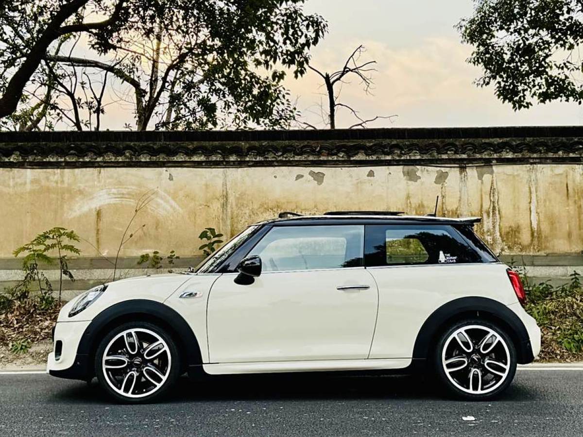 MINI CLUBMAN  2018款 2.0T COOPER S 賽車手圖片