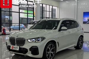 宝马X5 宝马 改款 xDrive40i 尊享型 M运动套装