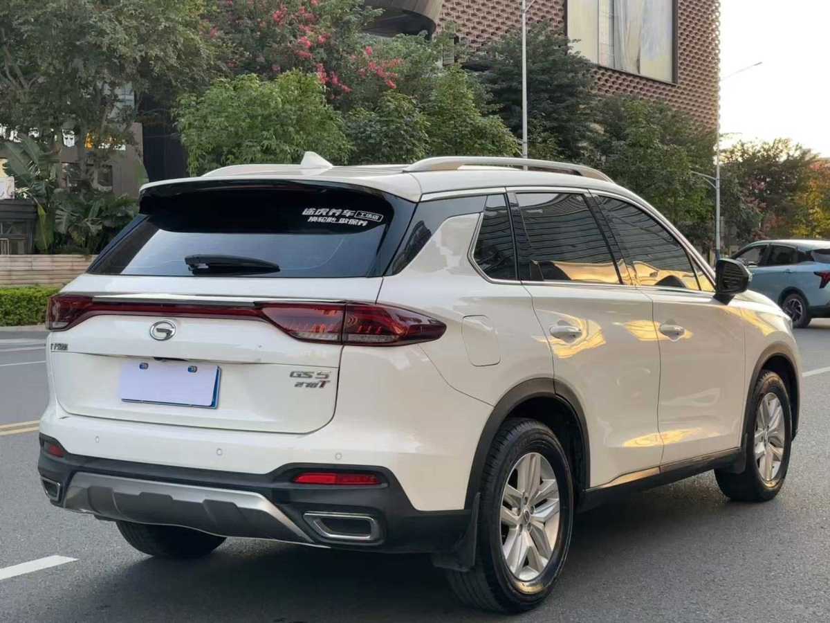 廣汽傳祺 GS5  2019款 270T 自動(dòng)精英版圖片