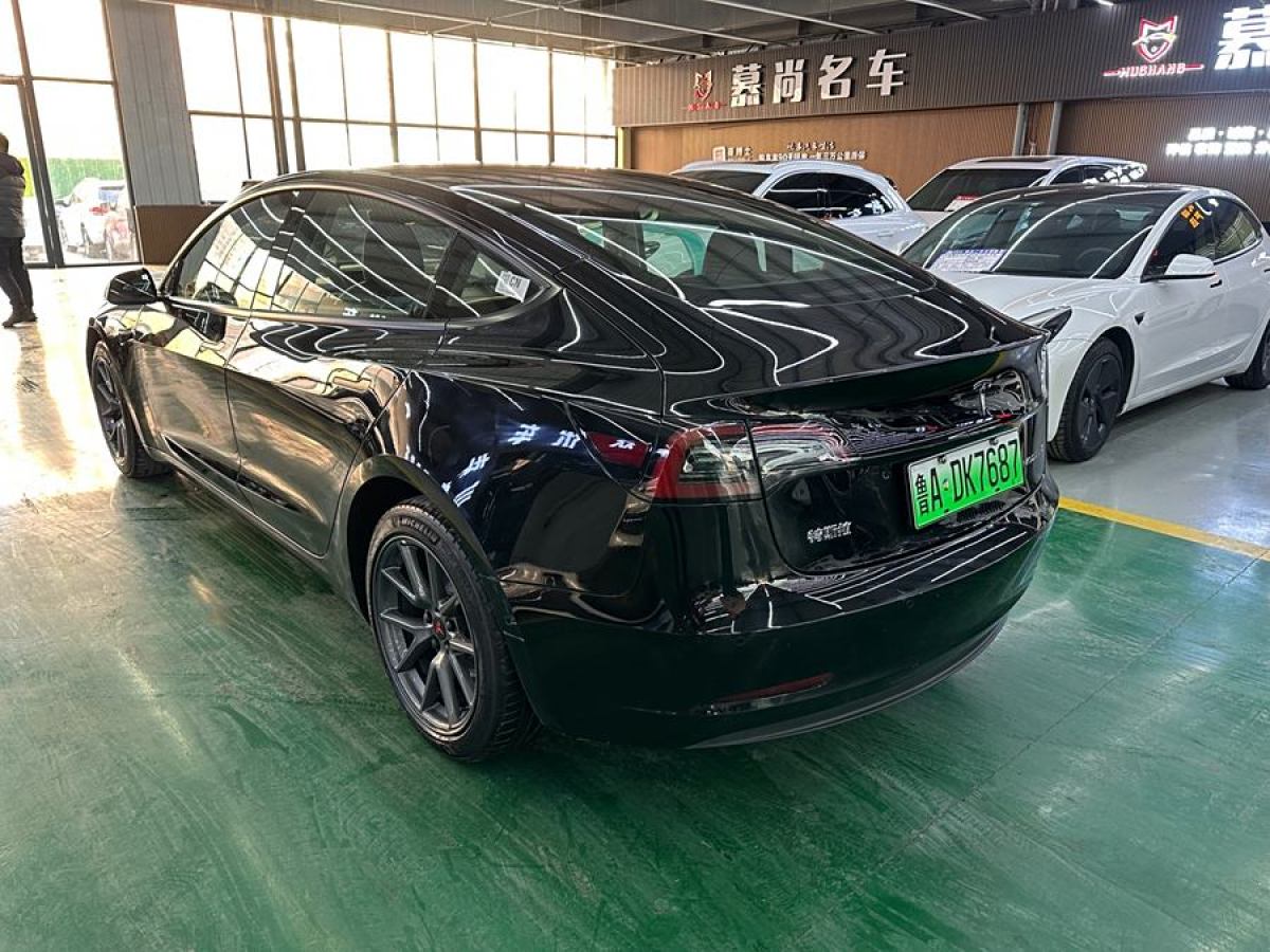 特斯拉 Model 3  2021款 改款 標(biāo)準(zhǔn)續(xù)航后驅(qū)升級(jí)版圖片