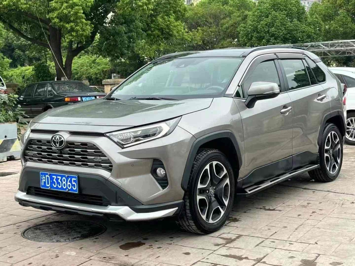 丰田 RAV4  2019款 荣放 2.0L CVT两驱先锋版图片