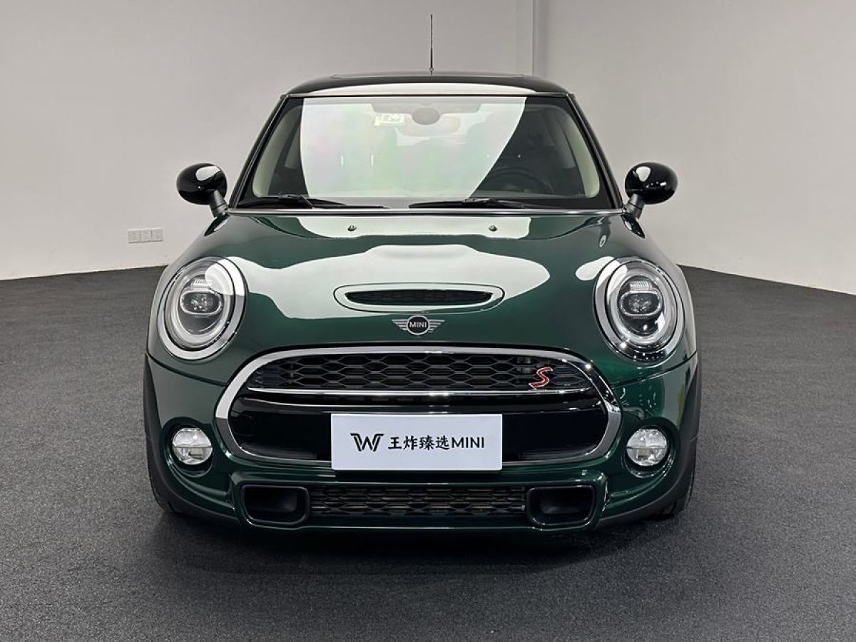 MINI CLUBMAN  2018款 2.0T COOPER S 經(jīng)典派圖片