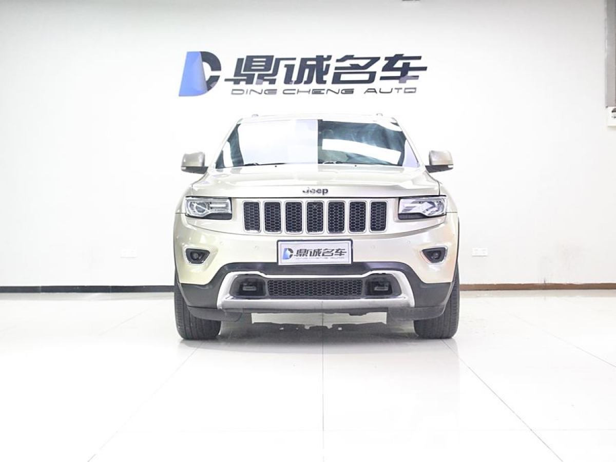 Jeep 大切諾基  2015款 3.0TD 柴油 舒享導(dǎo)航版圖片