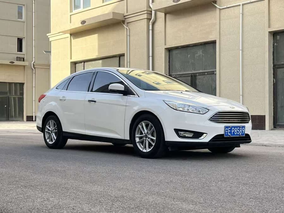 福特 ?？怂? 2015款 三廂 1.6L 自動(dòng)風(fēng)尚型圖片