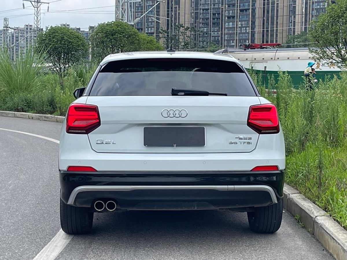 奧迪 奧迪Q2L  2023款 35TFSI 進(jìn)取動感型圖片