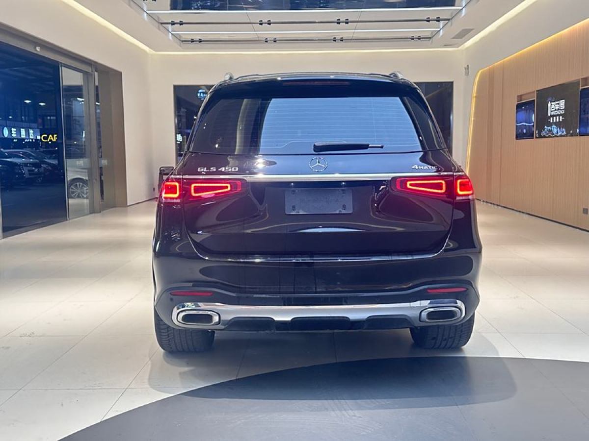 奔馳 奔馳GLS  2022款 改款二 GLS 450 4MATIC 豪華型圖片