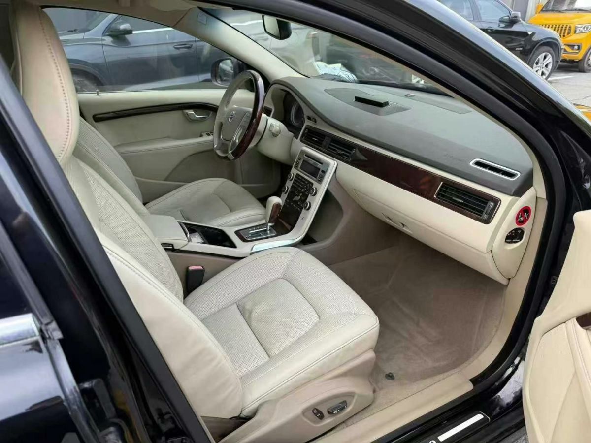 沃爾沃 S80  2011款 S80L 2.0T T4 智雅版圖片