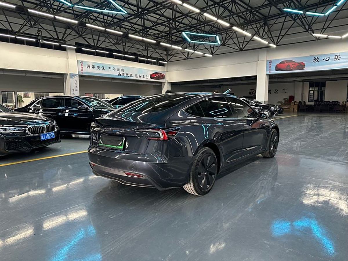 特斯拉 Model Y  2023款 后輪驅(qū)動版圖片