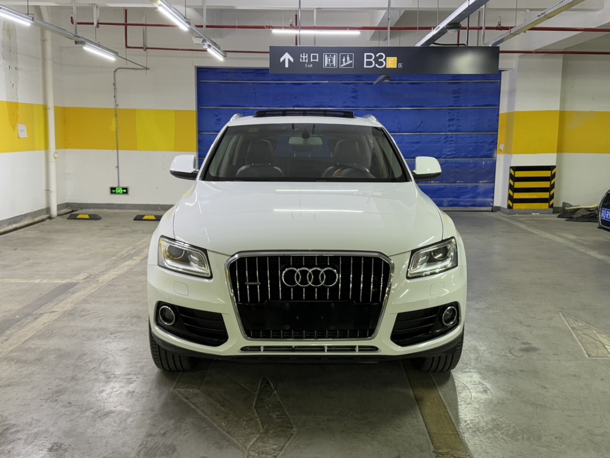 2015年7月奧迪 奧迪Q5  2015款 40 TFSI 技術(shù)型