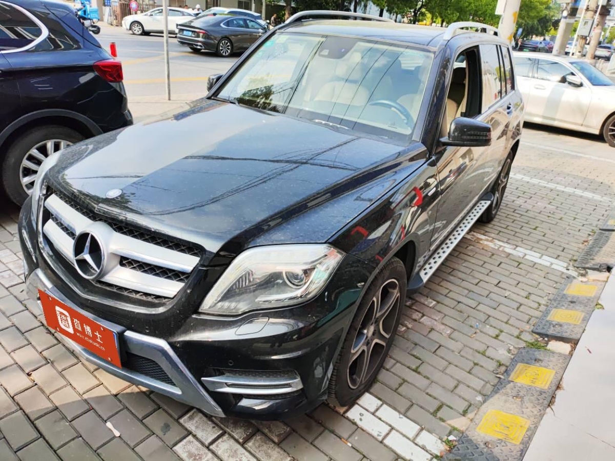 2015年7月奔馳 奔馳GLK級(jí)  2015款 GLK 300 4MATIC 時(shí)尚型 極致版