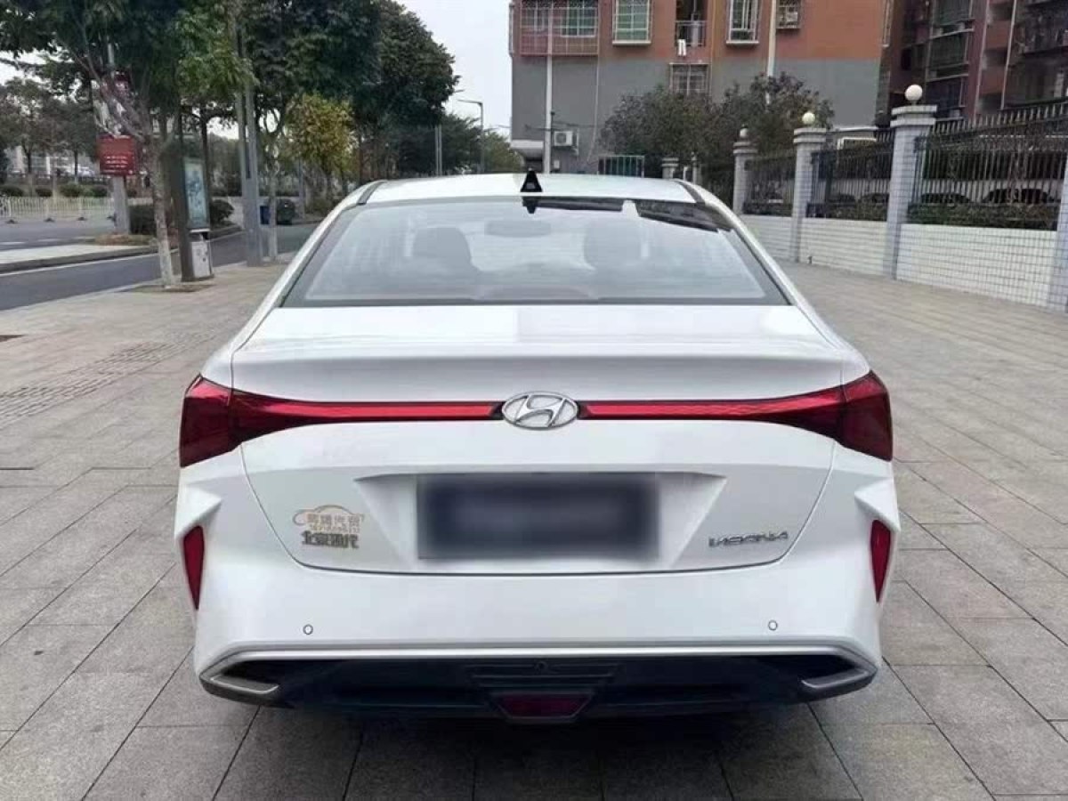 現(xiàn)代 悅納  2020款 1.4L CVT炫酷版GLS圖片