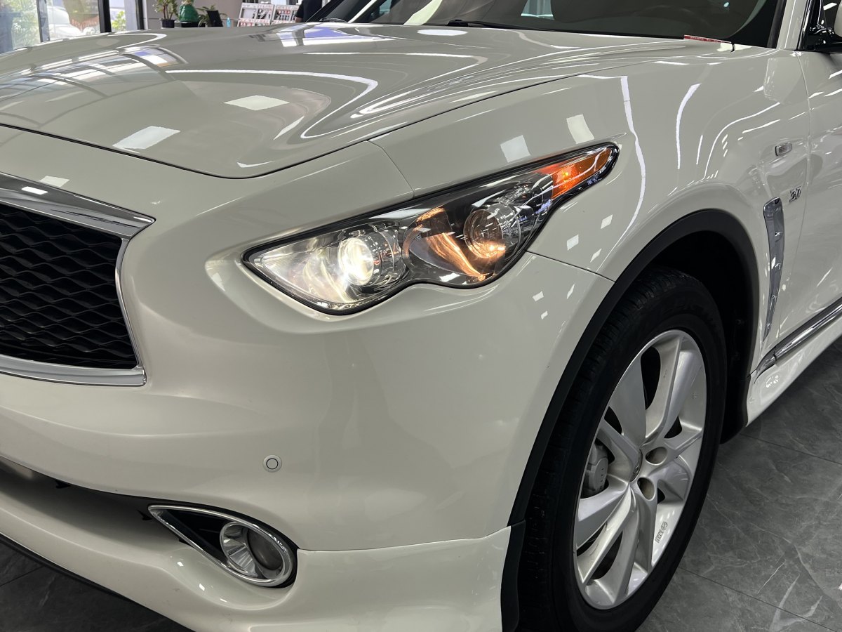 2020年12月英菲尼迪 QX70  2013款 3.7L 標(biāo)準(zhǔn)版