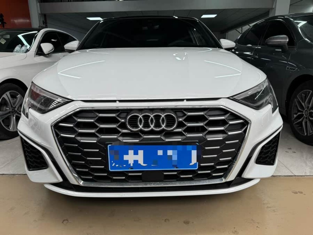 奧迪 奧迪A3  2023款 A3L Limousine 35 TFSI 時(shí)尚致雅型圖片