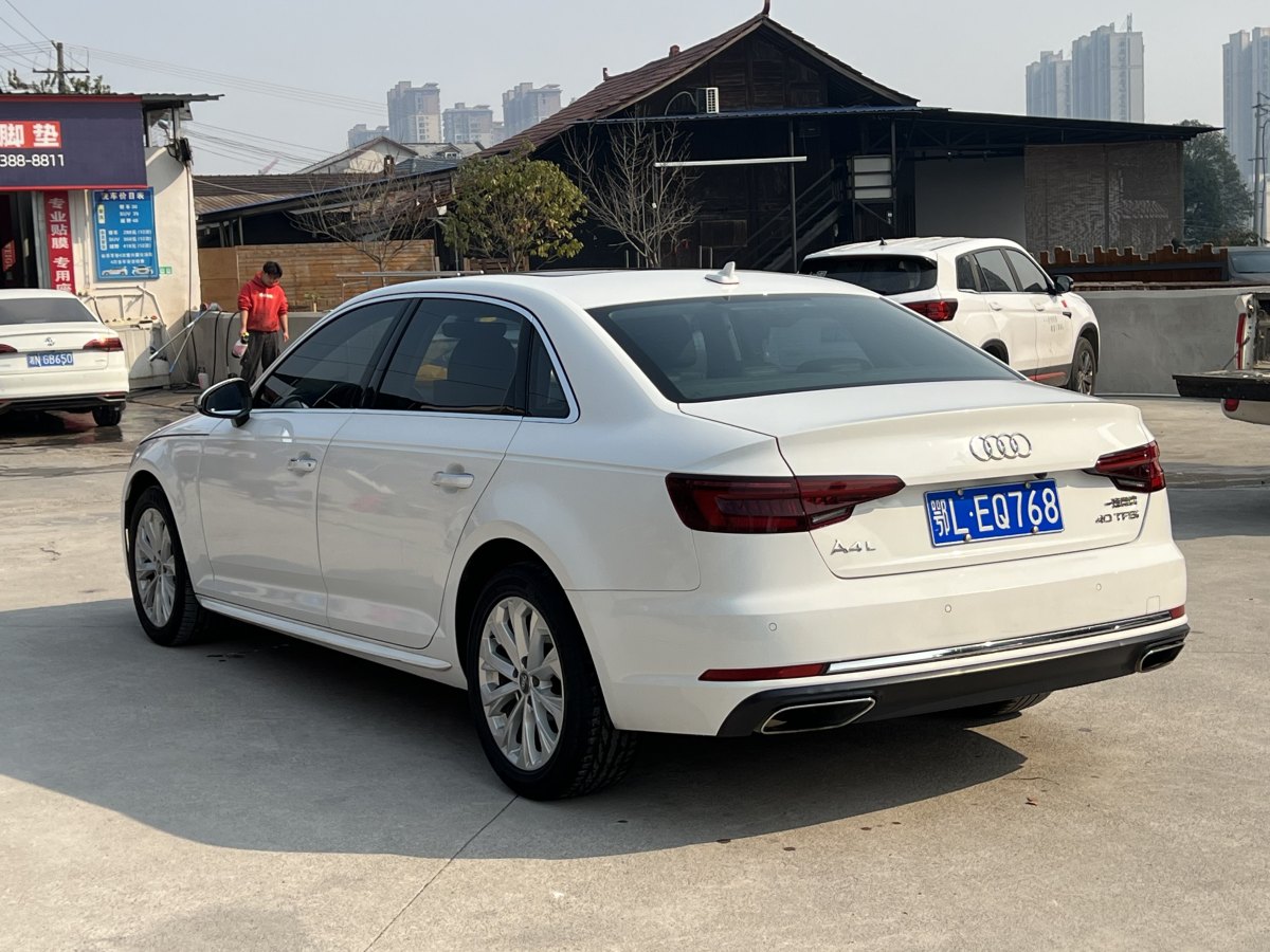 奧迪 奧迪A4L  2019款 40 TFSI 進取型 國V圖片