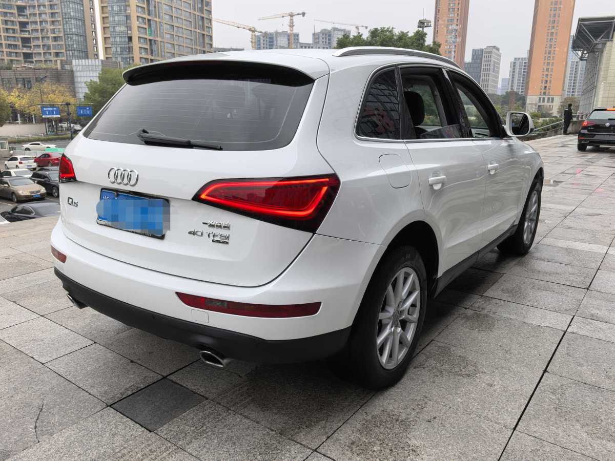 奧迪 奧迪Q5  2015款 40 TFSI 進(jìn)取型圖片